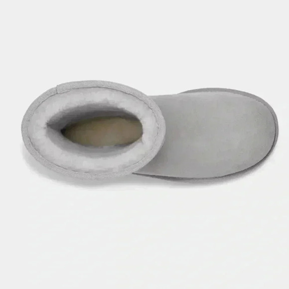 UGG’s W Classic Short II Chopd - Picture 5 of 13